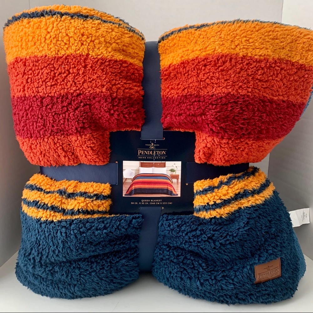 Pendleton Grand Canyon Sherpa Blanket Queen